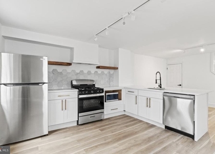 715 E Haverford Road - Photo 1