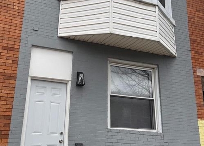 2606 W Fairmount Avenue - Photo 1