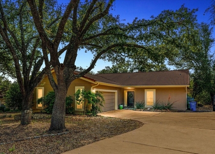 1613 Flint Ct - Photo 1
