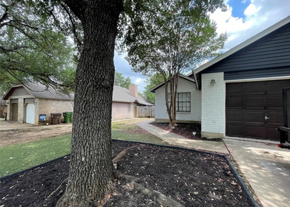 2031 Redwing Way - Photo 1