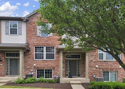 464 Valentine Way - Photo 1