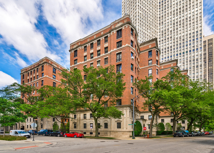 400 W Deming Place - Photo 1