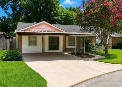 5519 Mendota Lane - Photo 1