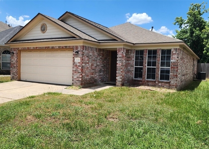 12311 Carriage Oak Circle - Photo 1