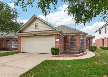 12135 English Brook Circle - Photo 1