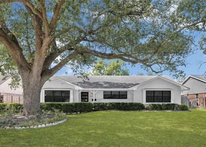 5604 Flack - Photo 1