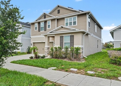 905 Overpool Avenue - Photo 1