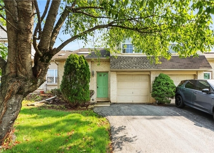 475 Celandine Drive - Photo 1