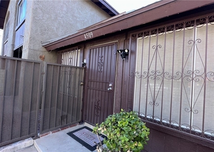 4509 Sirius Avenue - Photo 1