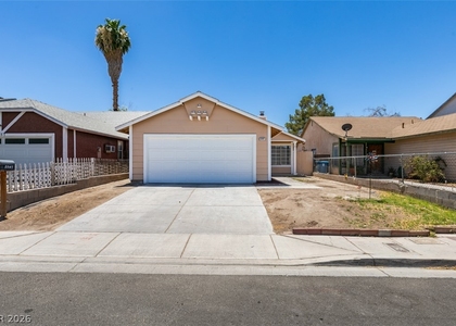 5847 Alcott Avenue - Photo 1