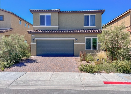 385 Canyon Mist Court - Photo 1