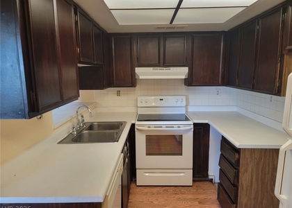 1773 E Harmon Avenue - Photo 1