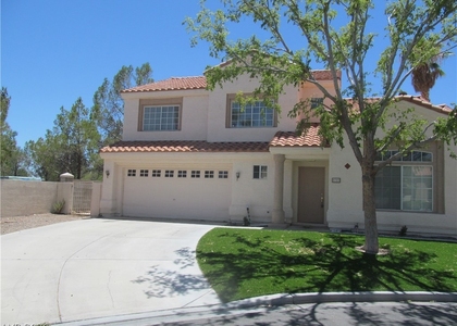 8701 Crescent Ridge Lane - Photo 1