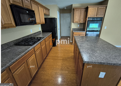 350 Fairmont Way - Photo 1