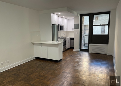 East 35 Street - Photo 1