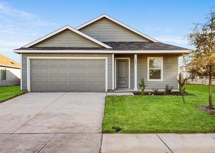 1621 Baugh Street - Photo 1