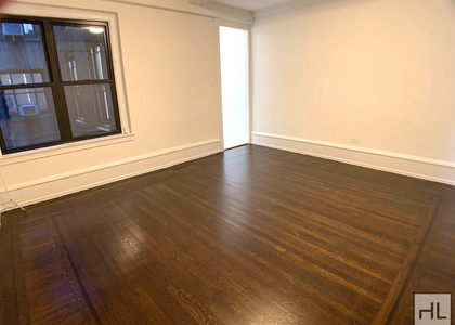 West 55 Street - Photo 1