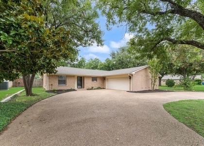 2697 Poplar Drive - Photo 1