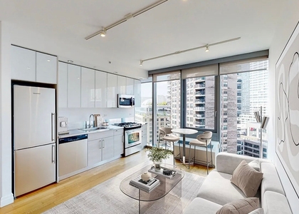 West 54th Street - Photo 1