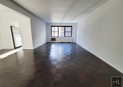 East 57 Street - Photo 1