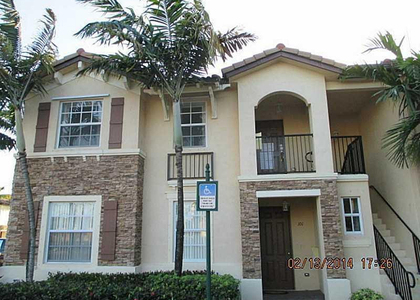 1570 Ne 33 Road - Photo 1