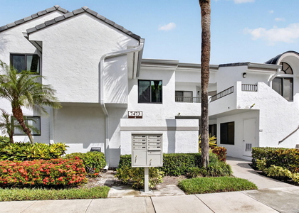 7473 Glendevon Lane - Photo 1