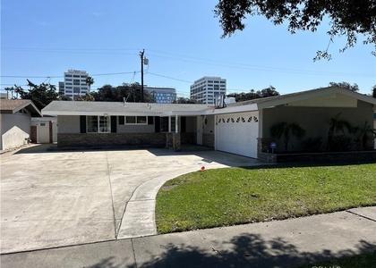 533 S Devon Road - Photo 1