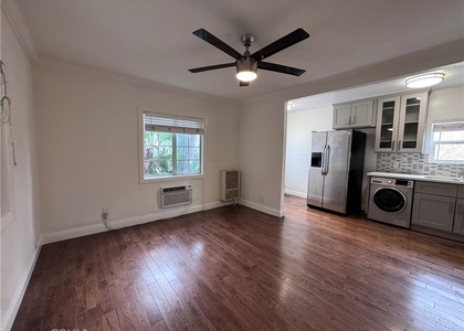 1325 Douglas Street - Photo 1