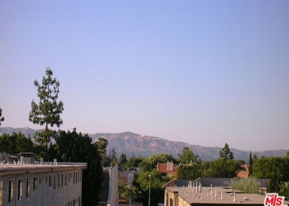 18307 Burbank Boulevard - Photo 1