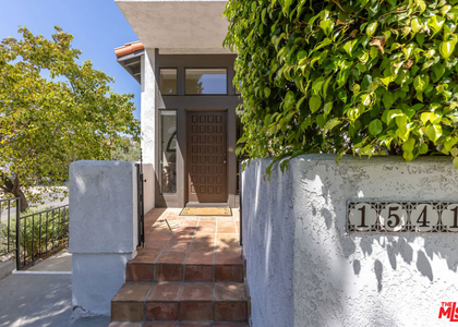 1541 Palisades Drive - Photo 1