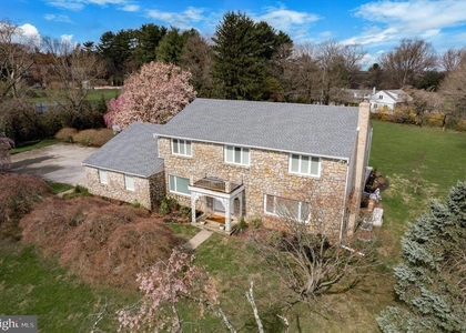1530 Briar Hill Road - Photo 1