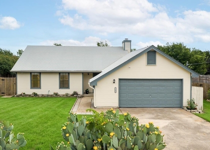 1702 Ireland Dr - Photo 1