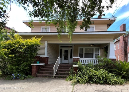 2322 Herschel Street - Photo 1