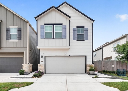 14839 Slow River Ave - Photo 1