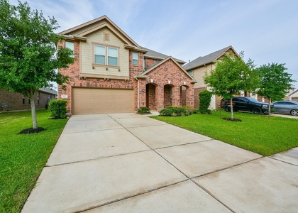8019 Cheyenne Hills Trail - Photo 1