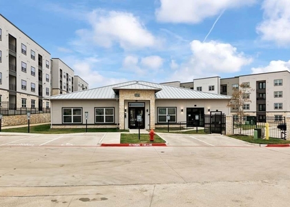 13411 Fm812 Road - Photo 1
