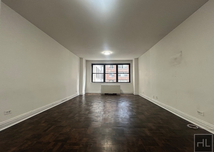 5 Avenue - Photo 1