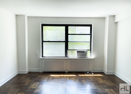 East 38 Street - Photo 1
