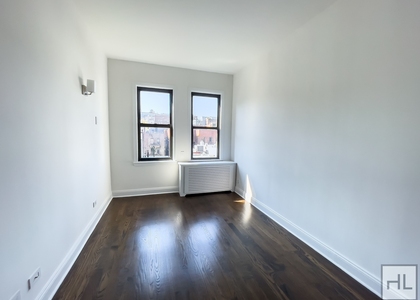West 22 Street - Photo 1
