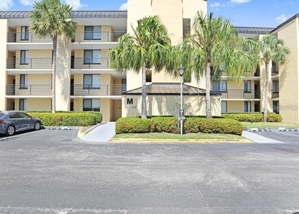 2424 W Tampa Bay Boulevard - Photo 1