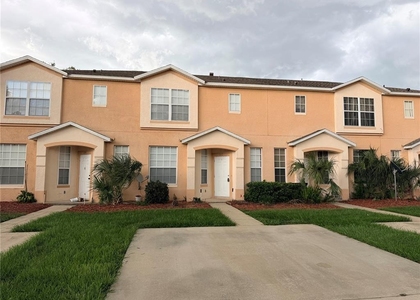 642 Captiva Circle - Photo 1