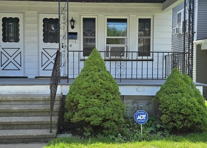 542 Deacon Street - Photo 1