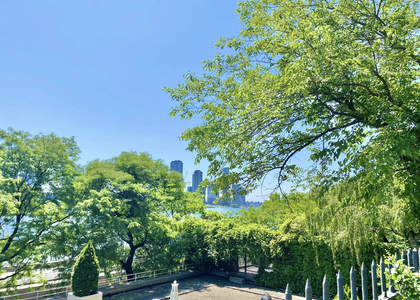 East 51st Street - Photo 1