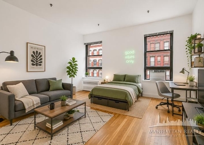 Astor Pl - Photo 1