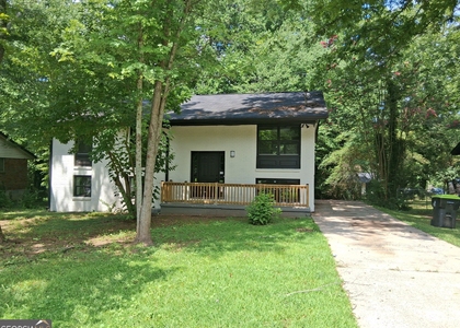 8229 Queens Drive - Photo 1