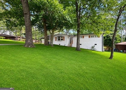 203 Wendell Drive Se - Photo 1