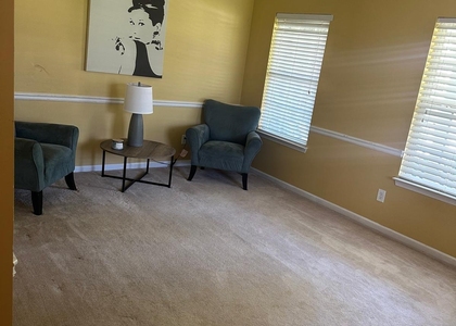 928 Shannon Road Sw - Photo 1