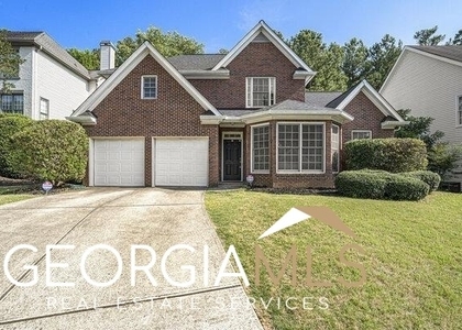 540 Oak Alley Way - Photo 1