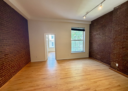 23 West 94th Street - Photo 1