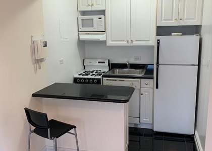 1661 York Avenue - Photo 1